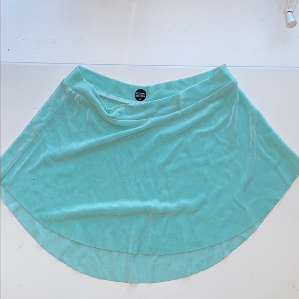 Bullet pointe skirt